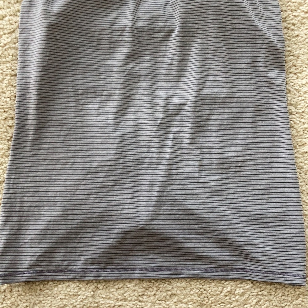Lululemon Athletic Tank - Picture 3 of 9